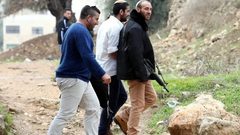 مستوطنون يعتدون على شاب قرب برقة شمال غرب نابلس