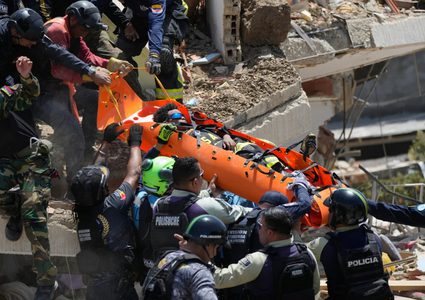 حصيلة ضحايا زلزالي فنزويلا ترتفع إلى أكثر من 5 آلاف قتيل