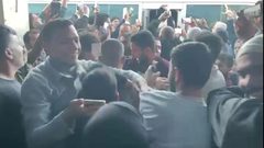 وصول 16 أسيرا محررا إلى مستشفى شهداء الأقصى في دير البلح