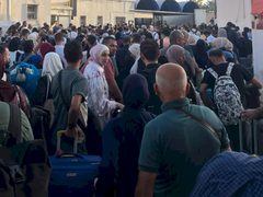 النائب أيمن عودة يطالب هرتسوغ بالتدخل لإنهاء أزمة معبر الكرامة
