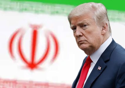 واشنطن بوست: خطط ترامب العسكرية ضد إيران مقيدة بسبب نقص الذخائر