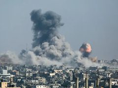غزة: 12 شهيدا بينهم 4 أطفال منذ فجر اليوم