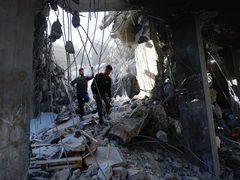5 شهداء بينهم 3 أطفال في قصف الاحتلال منزلا بمدينة غزة