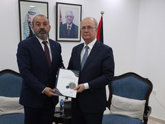 رئيس الوزراء د. محمد مصطفى يتسلم التقرير السنوي للنيابة العامة لعام 2025