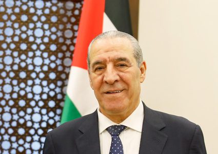 الشيخ يرحب بقرار بلجيكا وهولندا حظر استيراد بضائع المستعمرات