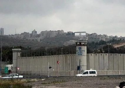 رغم الاعتراضات.. إسرائيل تبدأ خطوات تنفيذ مشروع "سجن التماسيح" حول سجن كتسيعوت