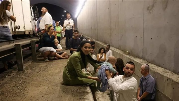 "رمات غان" تفتح الملاجئ العامة تحسبًا لتهديد صاروخي إيراني