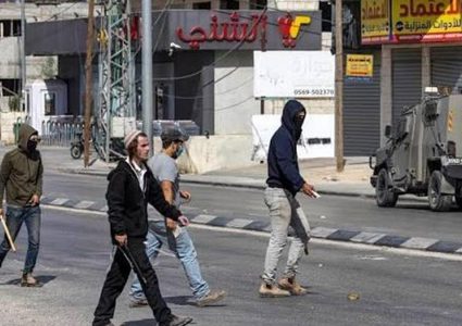 مستوطن يطعن مواطنا تعطلت مركبته في المعرجات غرب أريحا