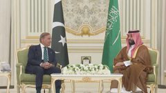 السعودية وباكستان تؤكدان أهمية خفض التصعيد وضمان أمن الممرات المائية