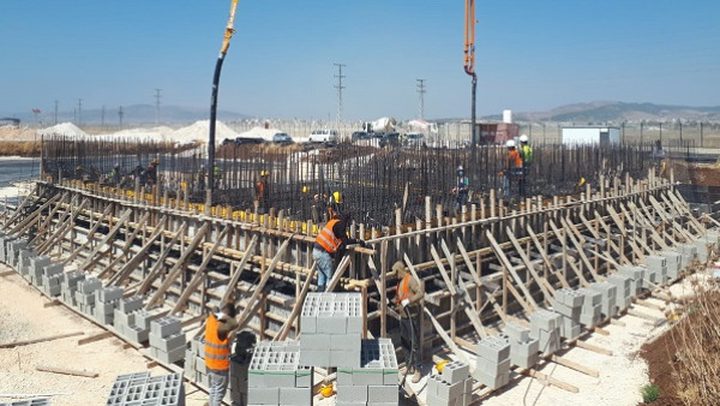 الإحصاء: انخفاض أسعار تكاليف البناء والطرق وشبكات المياه والصرف الصحي في حزيران