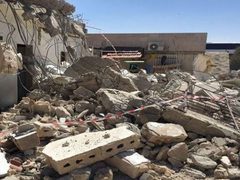 الاحتلال يهدم منزلًا في سلوان ويجبر عائلة على هدم ثلاثة منازل في جبل المكبر