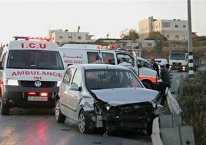 مصرع شابين وإصابة ثالث بجروح خطيرة في حادث سير ذاتي جنوب الخليل