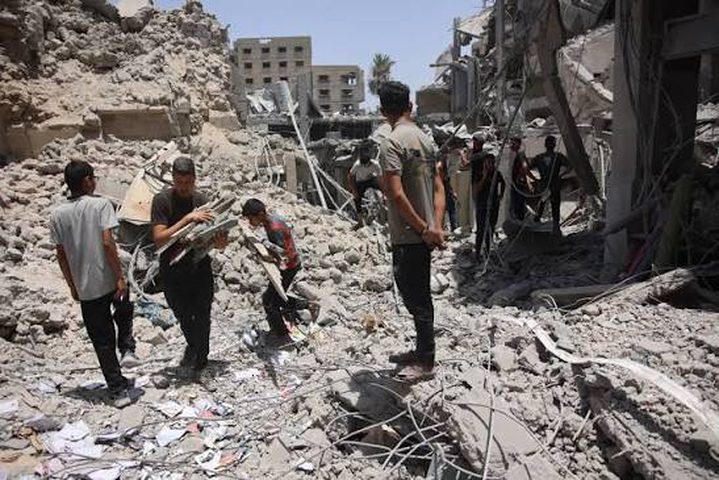 شهيدان ومصابون في استهدافين لطائرات الاحتلال بغزة وخان يونس