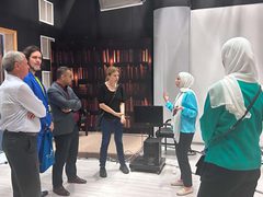 مركز إعلام النجاح يستضيف وفدًا أكاديميًا من جامعة لوليو للتكنولوجيا السويدية