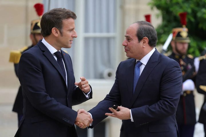 السيسي وماكرون يبحثان تطورات المنطقة ويؤكدان ضرورة خفض التصعيد