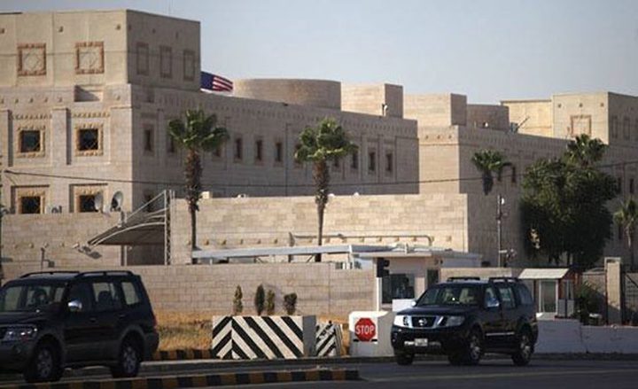 السفارة الأمريكية في عمّان توصي الأمريكيين بمغادرة المنطقة