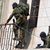 قوات الاحتلال تنزل علم فلسطين من سارية مدرسة في الأغوار الشمالية