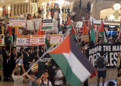 وقفة أمام القنصلية الإسرائيلية في شيكاغو تنديدا باعتداءات المسوطنين في الضفة