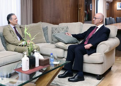 الحمد الله يبحث مع القنصل الإسباني العام التحضيرات الجارية للانتخابات التشريعية