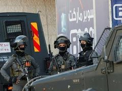 الهلال الأحمر: 8 إصابات إثر اعتداء الاحتلال عليهم وإخلاء حالات مرضية في قلنديا