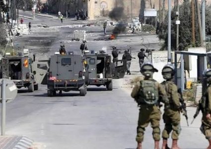 البيرة: الاحتلال يستولي على ثلاثة منازل في حي سطح مرحبا ويقتحم حي أم الشرايط