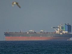 إيران تعلن الاتفاق مع عُمان على ممر ملاحي آمن في مضيق هرمز