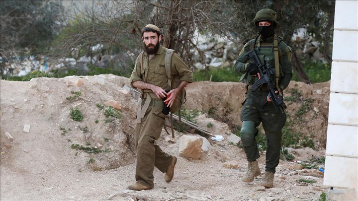 إصابة 3 مواطنين إثر اعتداء مستوطنين عليهم في بيت فوريك شرق نابلس