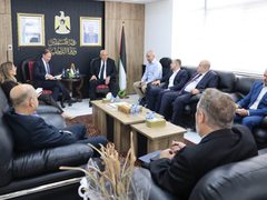 وزير الداخلية يبحث مع مكافحة المخدرات الدولي تعزيز التعاون في دعم قطاع الأمن