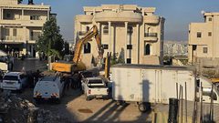 السلطات الإسرائيلية تهدم بناية سكنية في كفر قاسم بأراضي الـ48