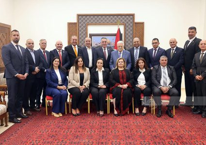 الرئيس يستقبل مجلس بلدية رام الله ويشدد على دور البلديات في دعم الصمود الفلسطيني