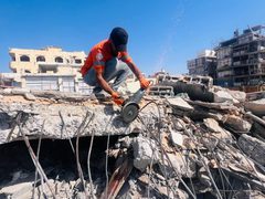 اصابات قرب الخط الأصفر وتحليق مكثف للاستطلاع في سماء غزة