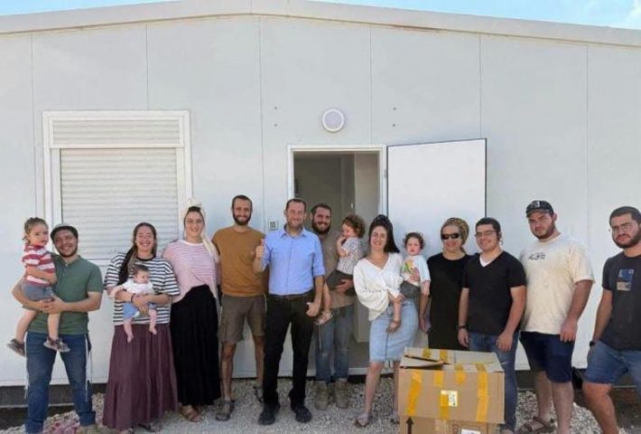 وزراء وأعضاء كنيست الاحتلال يضعون حجر الأساس لمستوطنة في عرابة جنوب جنين