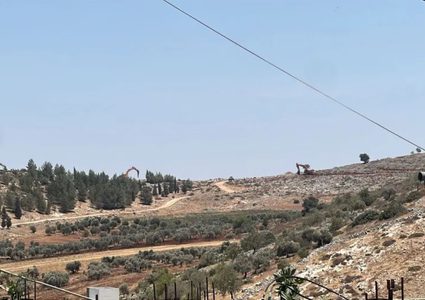الاحتلال يجرف أراضي بين مركة وقباطية لشق طريق وإقامة موقع عسكري