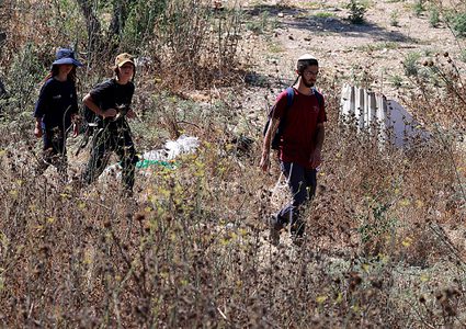 الاحتلال يبعد مستوطنا إرهابيا بشكل جزئي عن الضفة الغربية