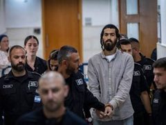 محكمة الاحتلال تأمر بالإفراج عن مستوطن متهم بالاعتداء على فلسطينيين