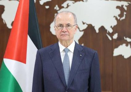 رئيس الوزراء يبحث مع وزير الخارجية البريطاني تطورات الأوضاع في فلسطين