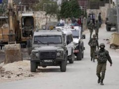 الاحتلال يقتحم بلدة طمون وقرية تياسير في طوباس