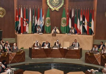 البرلمان العربي يرفض أي توجهات أو نوايا تستهدف سحب الاعتراف بدولة فلسطين