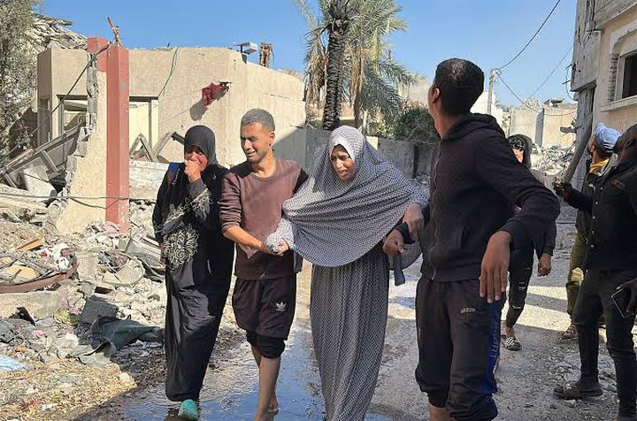 إصابة مواطنين بقصف للاحتلال استهدف شقة سكنية في مخيم النصيرات