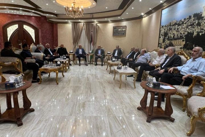حماس تطالب بالتحول لحركة سياسية.. وكوشنر يطالب بتسليم السلاح
