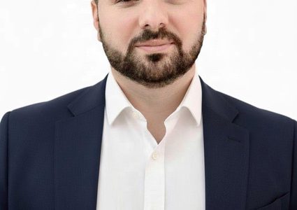 فخ الإصلاح: حين تصبح الحرية مشروطة بحسن سلوك الفلسطيني