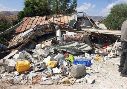 الاحتلال يهدم منشآت زراعية ويردم بئر مياه في بيت دجن