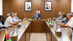 وزير الزراعة يبحث سبل تعزيز التخطيط الزراعي