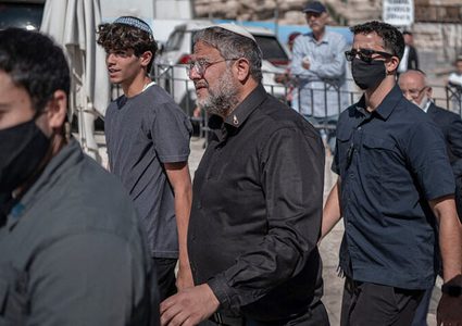 أهالي بسمة طبعون يتصدّون لاقتحام بن غفير وسط التكبيرات ورفع الأذان