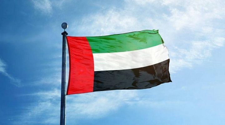 الإمارات: وقف جميع الأنشطة والتبادلات التجارية والمعاملات المالية مع إيران