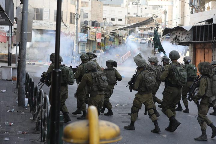 اعتقال 8 مواطنين من الظاهرية جنوب الخليل