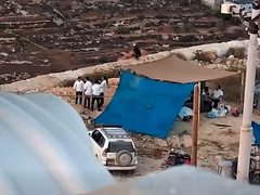 الحكومة تواصل دعم أهالي قصرة المحاصرين لليوم الـ11