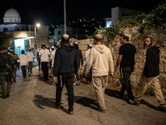 مستوطنون يقتحمون ديوانا في بيتا جنوب نابلس