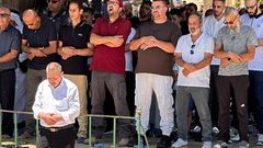 تزامنا مع ذكرى إحراقه الـ 57.. عشرات الآلاف يؤدون صلاة الجمعة في المسجد الأقصى المبارك