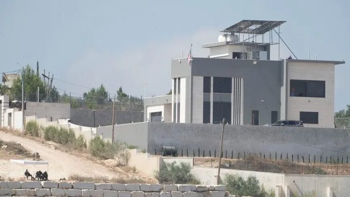 للاسبوع الثاني على التوالي مستوطنون يحاصرون منزلا في قصرة